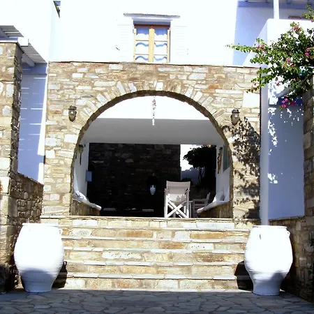 Elena & 4* Piso Livadi