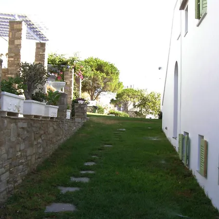 Elena & Aparthotel Piso Livadi