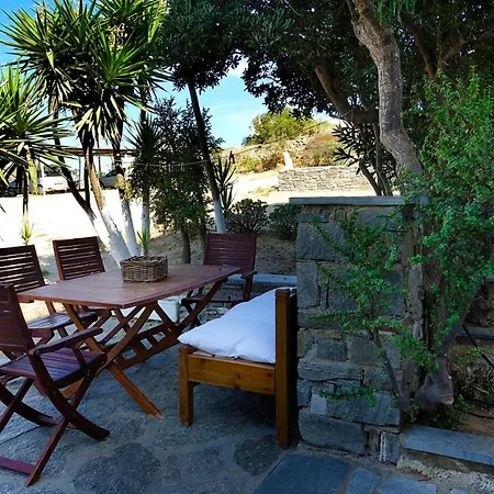 Elena & 4* Piso Livadi
