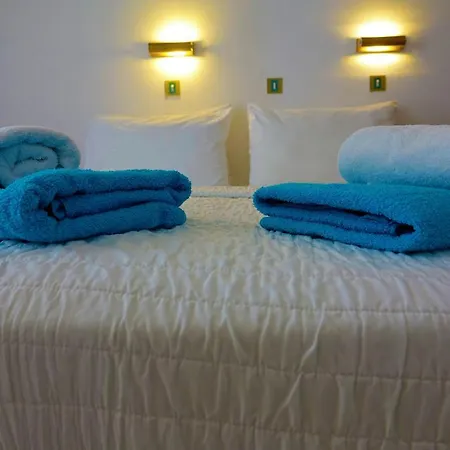 Elena & Aparthotel Piso Livadi
