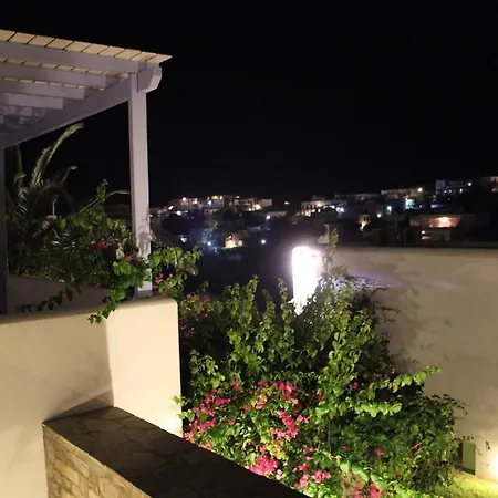 Aparthotel Elena & 4*