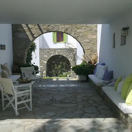 Aparthotel Elena & Piso Livadi