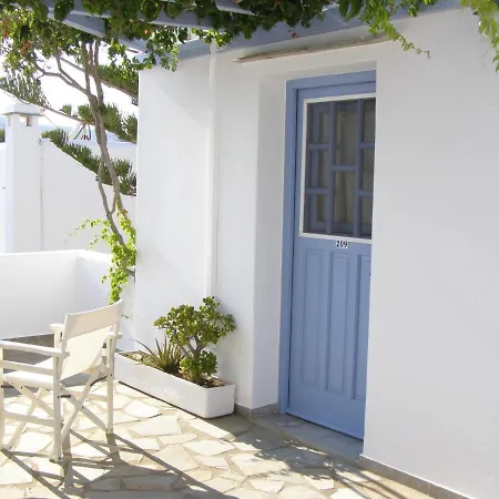 Elena & 3* Piso Livadi