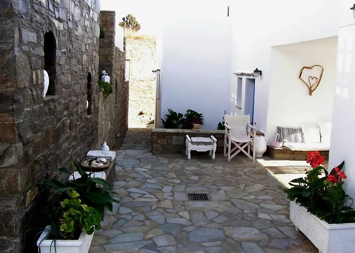 Ξενοδοχείο με διαμερίσματα Elena &