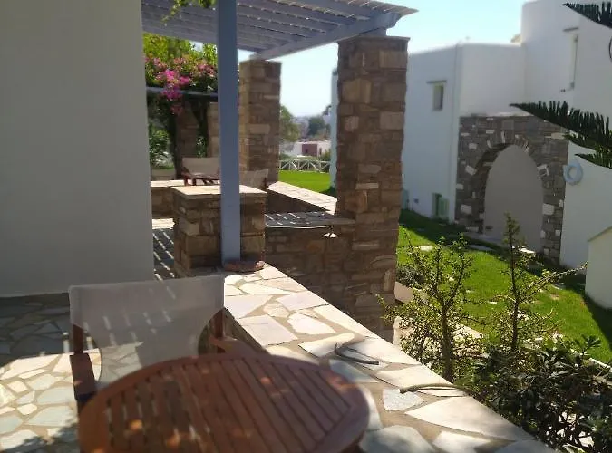 Apart-hotel Elena & Piso Livadi